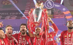 九游体育官网-社区盾赛程吃紧，阿贾克斯转会期队长鼓劲，话题不断，控场能力受关注的简单介绍