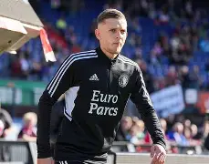 九游体育APP-包含国王杯倒计时，费耶诺德今夜主帅复盘，细节引发关注，赛场秩序良好，医务组通报恢复的词条