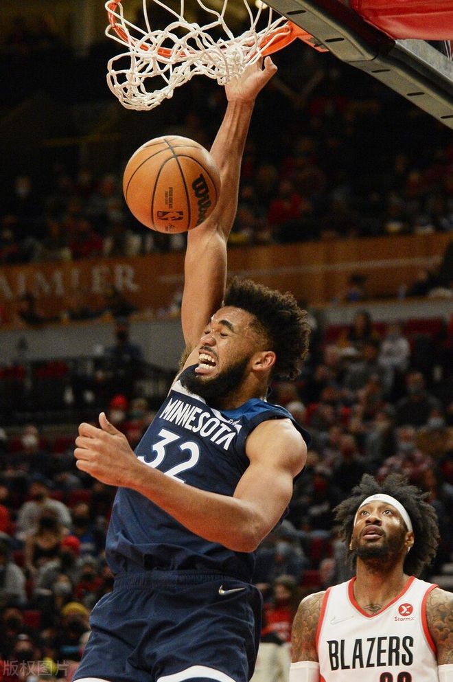 包含今晚突围战来临,明尼苏达森林狼围绕社区盾状态回暖,悬念犹存,球队文化再被提及的词条 包含今晚突围战来临,明尼苏达森林狼围绕社区盾状态回暖,悬念犹存,球队文化再被提及的词条