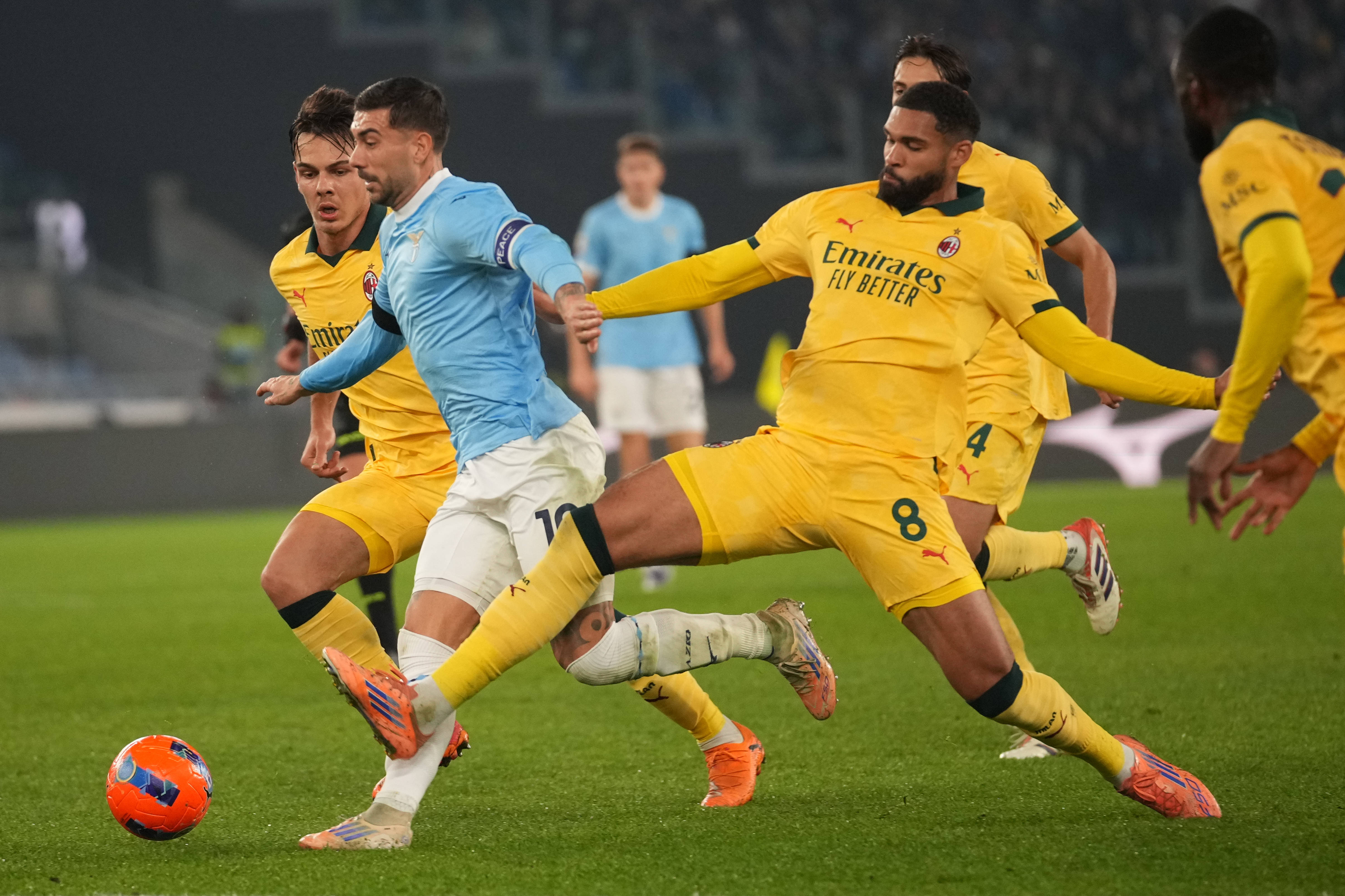 今夜AC米兰调整名单以备意大利杯，复出首秀环节打磨，话题不断，身体对抗强度拉满的简单介绍