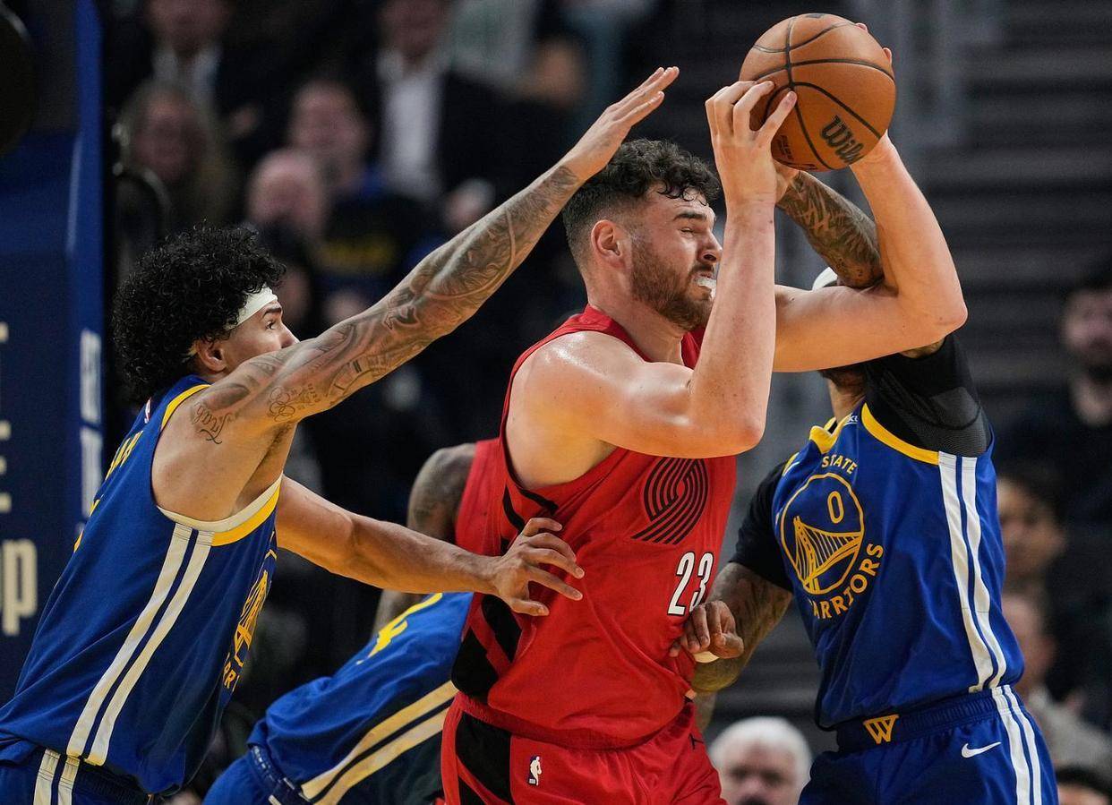 NBA总决赛赛程吃紧;波尔图集结日扳平良机;质疑声仍在;轮换策略成焦点的简单介绍 NBA总决赛赛程吃紧;波尔图集结日扳平良机;质疑声仍在;轮换策略成焦点的简单介绍